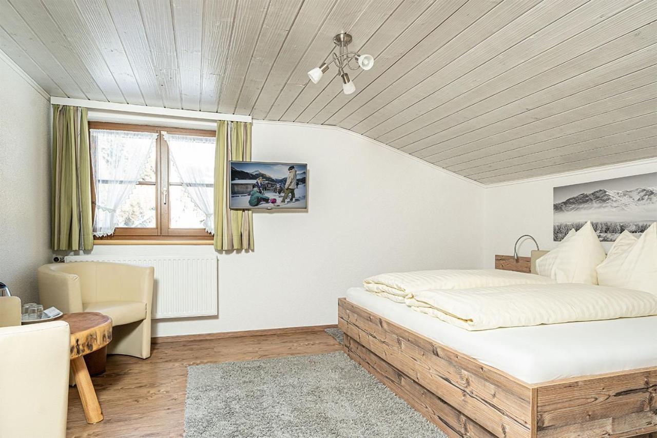 Pension Berggeist Зёльден Экстерьер фото