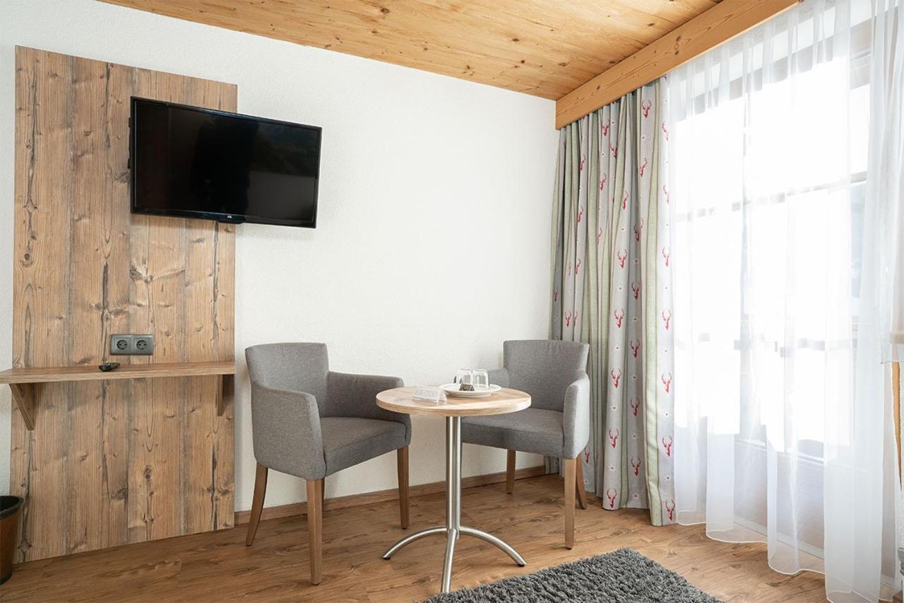 Pension Berggeist Зёльден Экстерьер фото