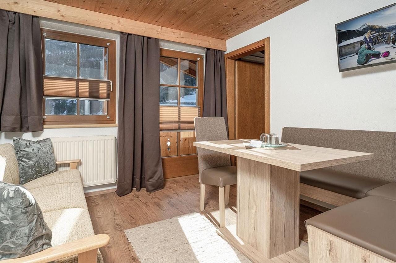 Pension Berggeist Зёльден Экстерьер фото